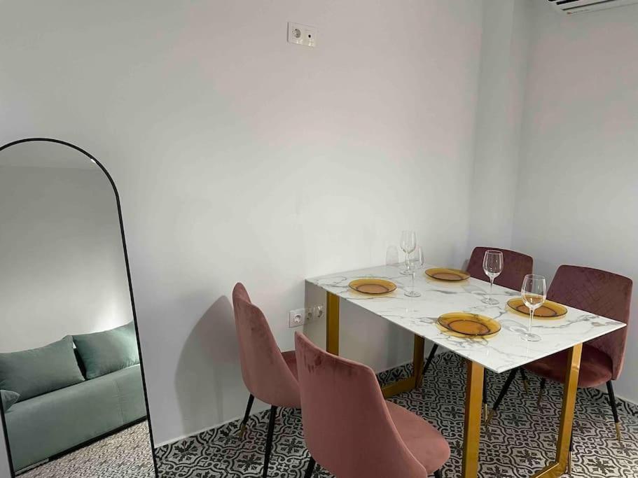 Family Apartment With Private Yard Next To Agios Dimitrios Church Selanik Dış mekan fotoğraf